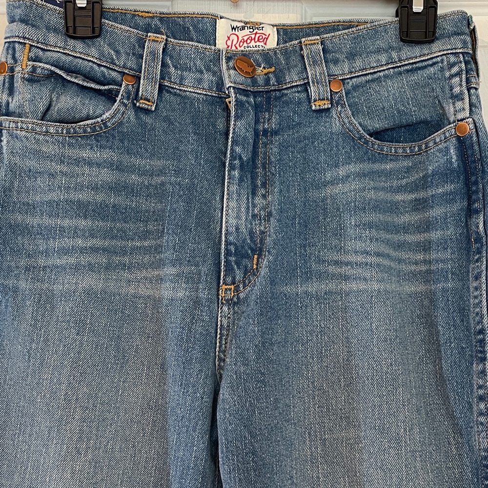 Wrangler Size 28x32 Men's Classic Denim Jeans NWT
